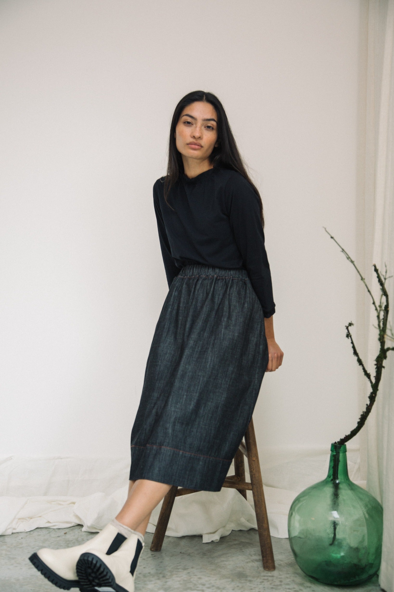 Hisa-Leigh Organic Cotton Denim Skirt in Black