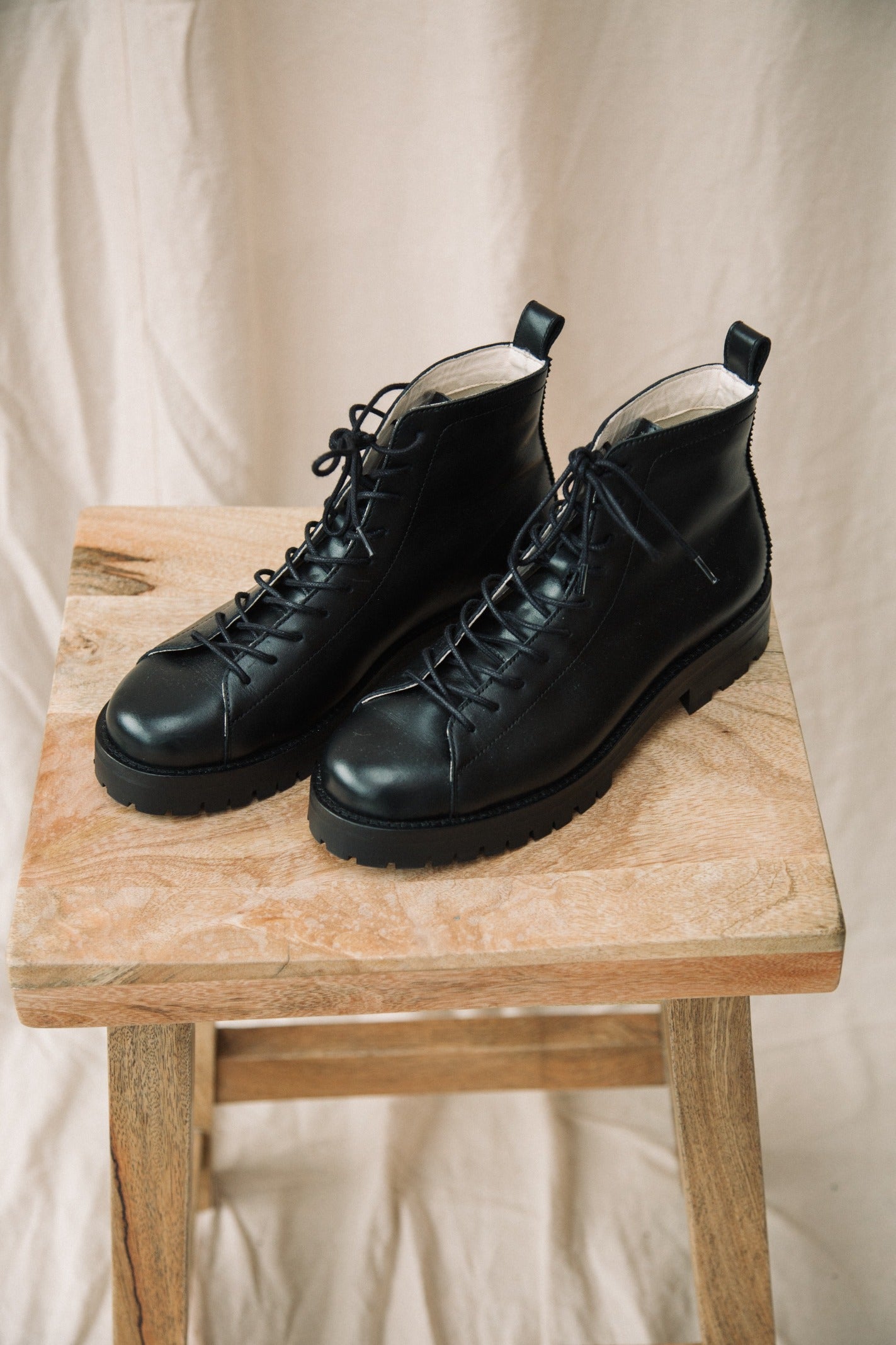 Sienna Leather Boot in Black