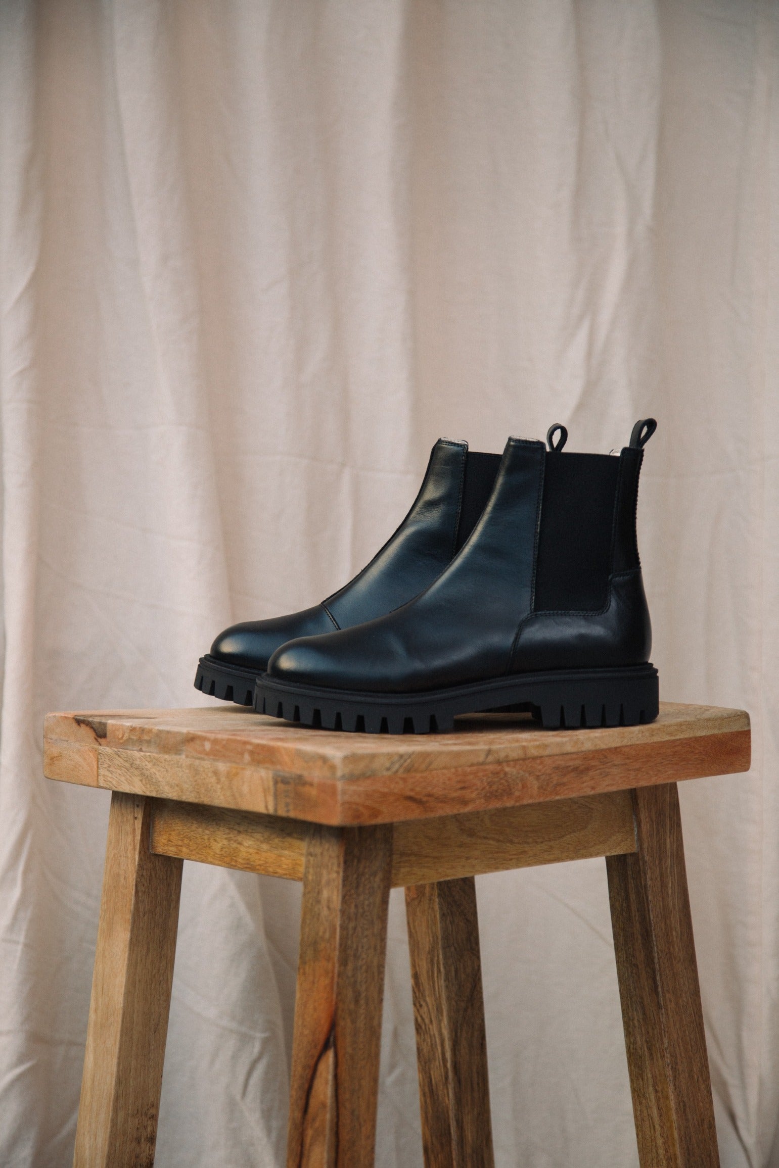 Milan Leather Boot in Black