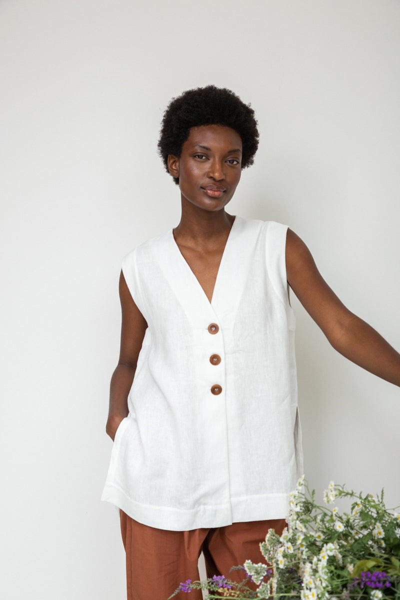 Wren-May Linen Vest in Snow White