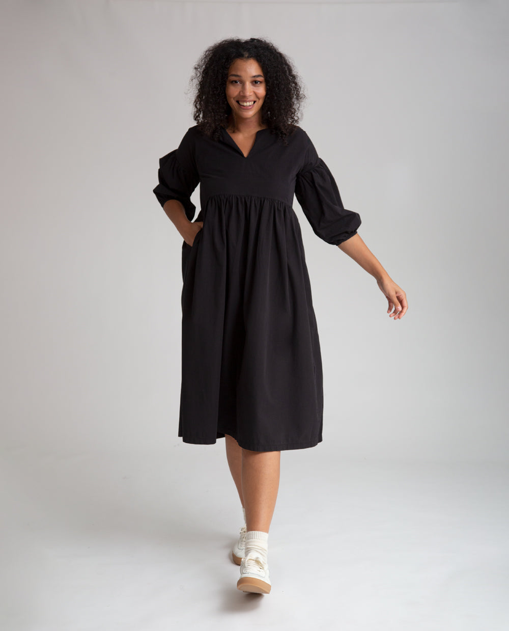 Meilani Organic Cotton Dress In Black | Beaumont Organic